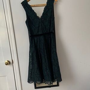 Vera Wang Dark Green Lace Midi Dress